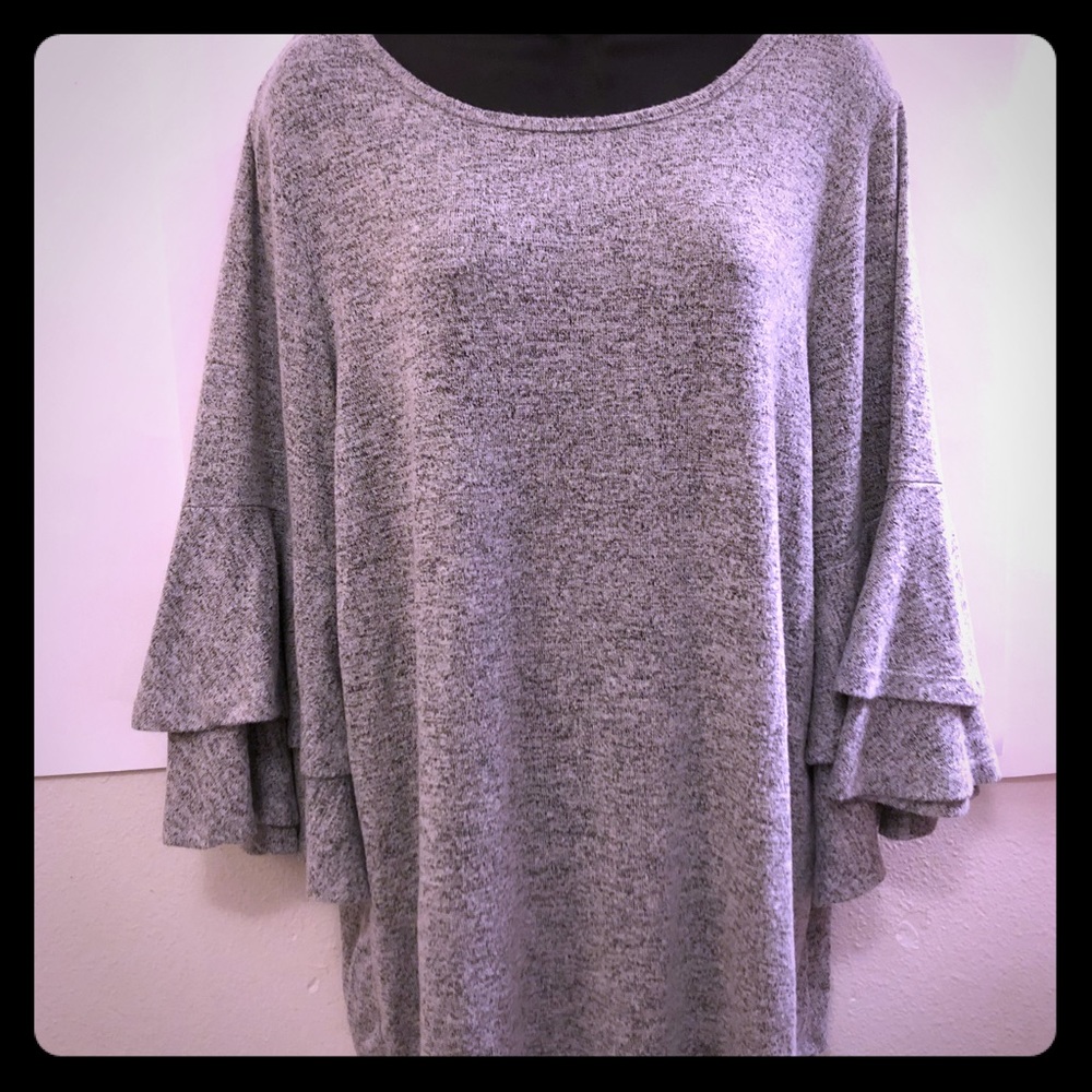 Slinky grey thin bell sleeve sweater
